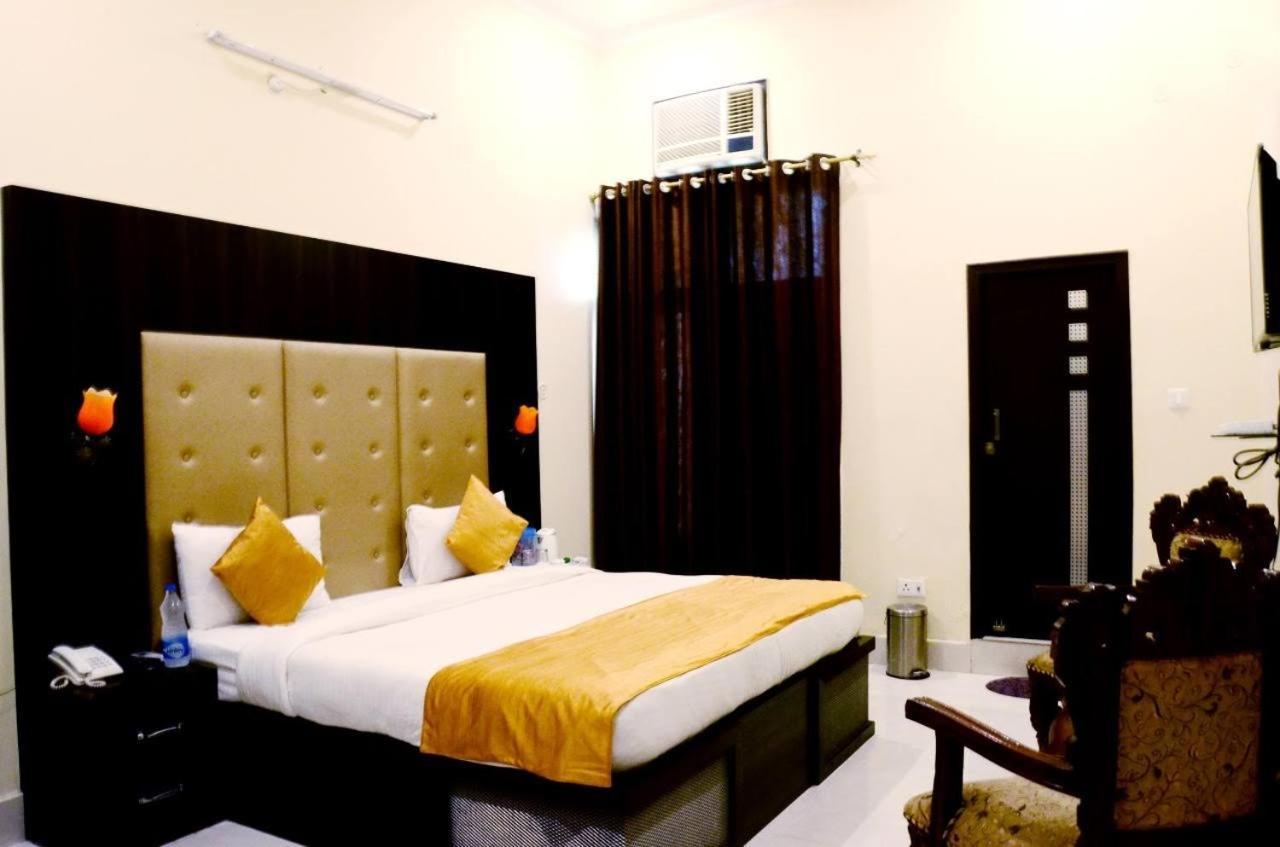 Taraji Resort Ayodhya 外观 照片